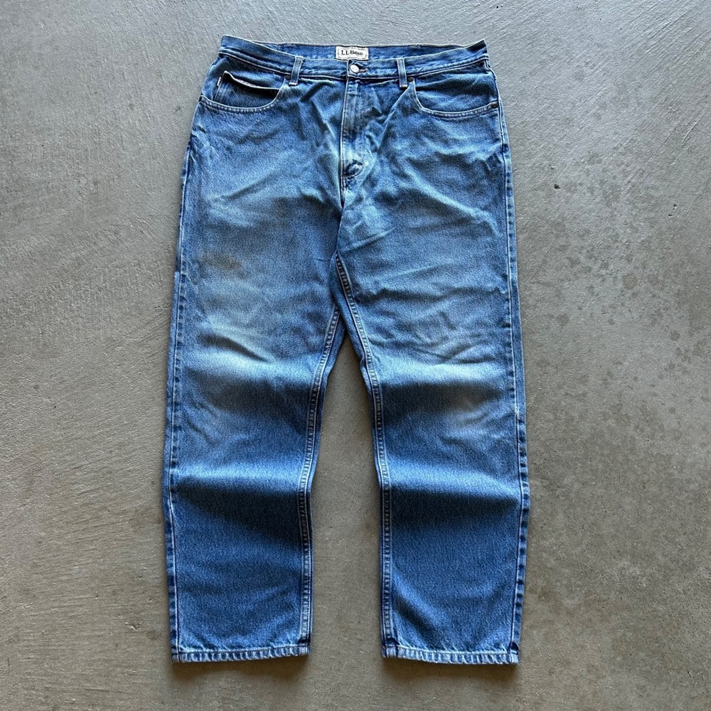 Vintage‎ 90s LL Bean Jeans Size 37x30 Blue Light Wash Denim Classic Fit